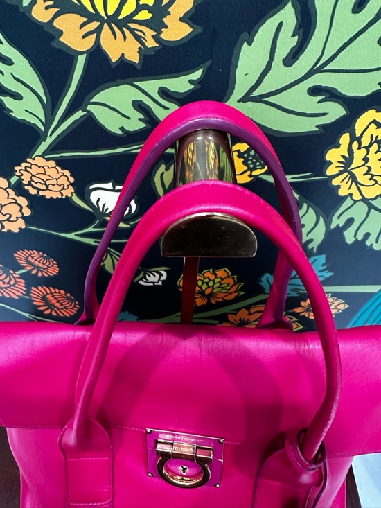 Salvatore Ferragamo Gancini Lock Satchel – Fuchsia Leather with COA - Picture 9 of 13